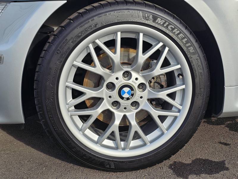 BMW Z3 : Polissage et traitement céramique GTECHNIQ CRYSTAL SERUM ULTRA proche Strasbourg 67.