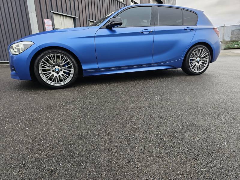 BMW M135I : Protection de jantes Alloygator et ajout liseret de couleur proche Sélestat