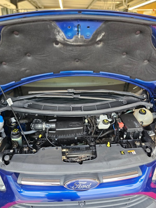 Nettoyage d'un utilitaire Ford transit à Epfig 67