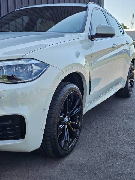 BMW X6 : Polissage et traitement céramique GTECHNIQ ULTRA à Sélestat