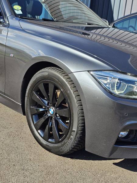 BMW Série 3 Touring: nettoyage intérieur / extérieur et rénovation cuir vers Obernai