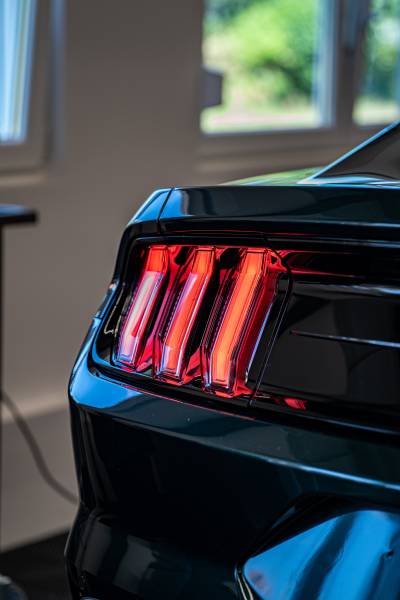 FORD MUSTANG BULLITT : Protection céramique GTECHNIQ CRYSTAL SERUM ULTRA proche Strasbourg 67.