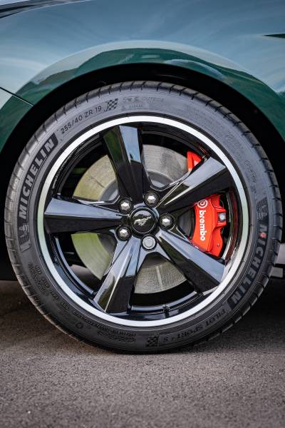 FORD MUSTANG BULLITT : Protection céramique GTECHNIQ CRYSTAL SERUM ULTRA proche Strasbourg 67.