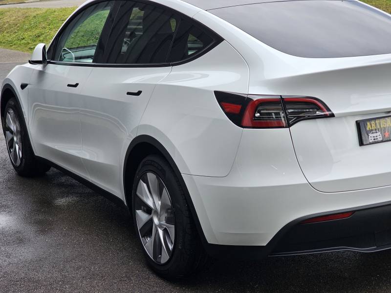 Traitement céramique Gtechniq sur cette Tesla model Y neuve à Scherwiller vers Sélestat 67