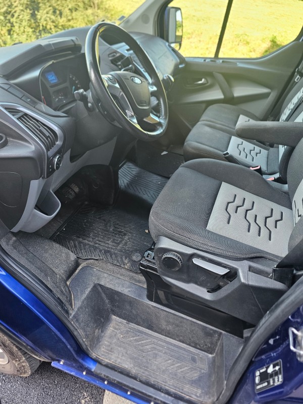 Nettoyage d'un utilitaire Ford transit à Epfig 67